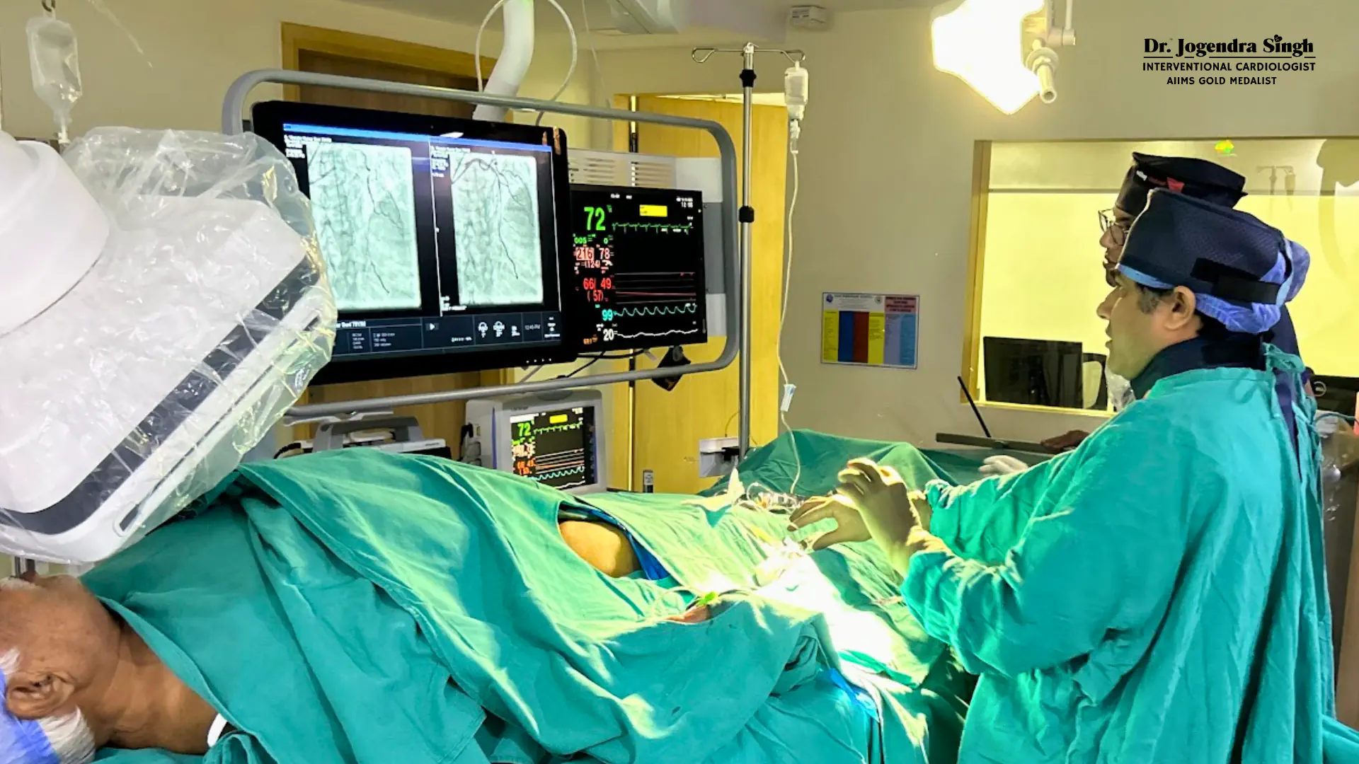 dr-jogendra-singh-during-angioplasty